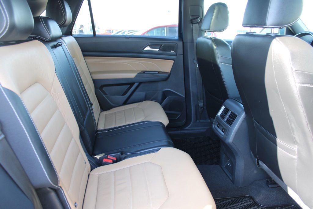 Used 2022 Volkswagen Atlas Cross Sport SEL Premium R-Line image 25