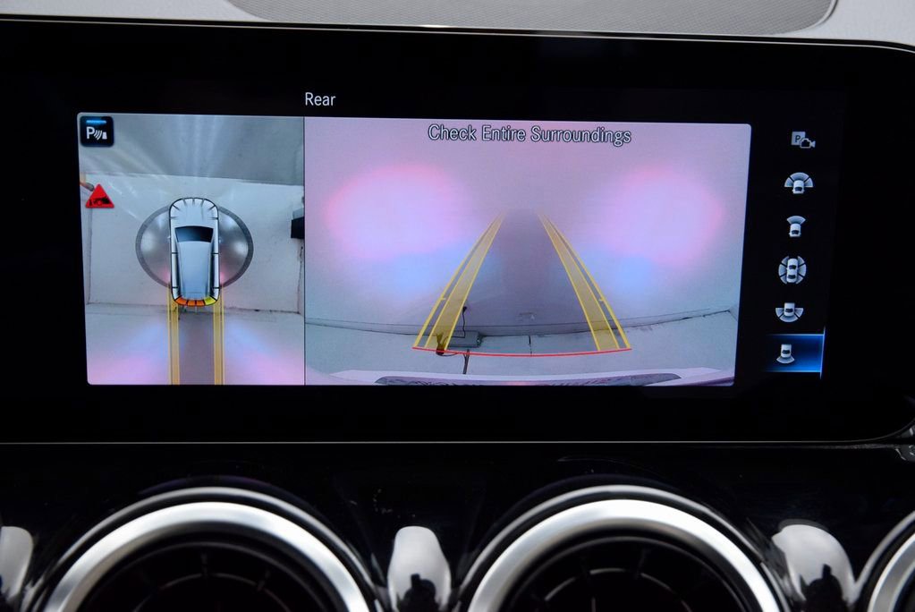 Certified 2022 Mercedes-Benz GLB 250 image 29