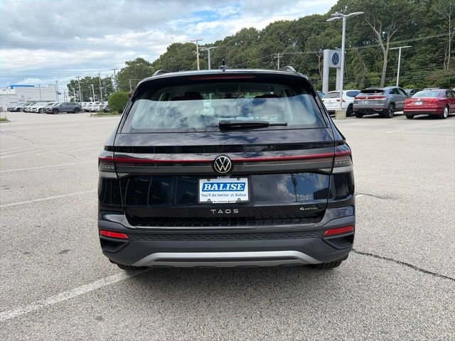Used 2025 Volkswagen Taos S AWD/4WD image 5