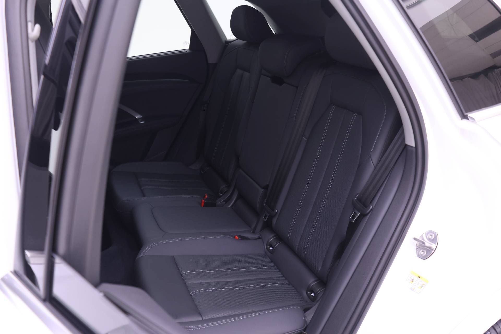 Certified 2025 Audi Q5 Premium Plus AWD/4WD image 13
