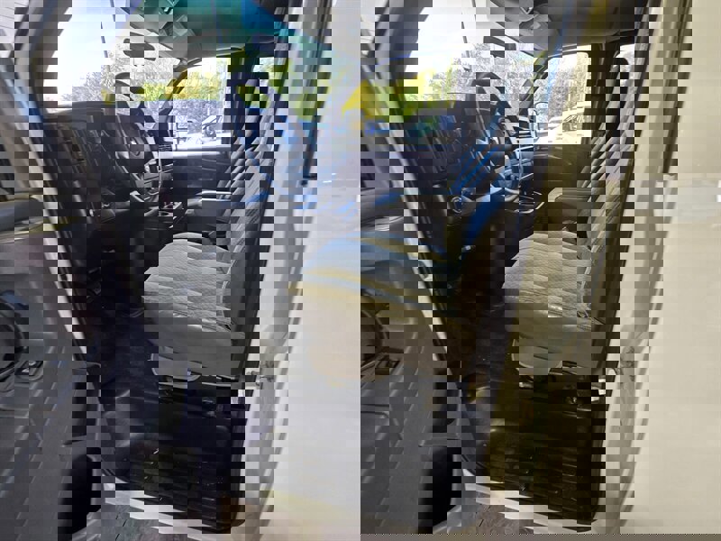 Used 2009 Chevrolet Express 3500 LS w/ LT Preferred Equipment Group image 10