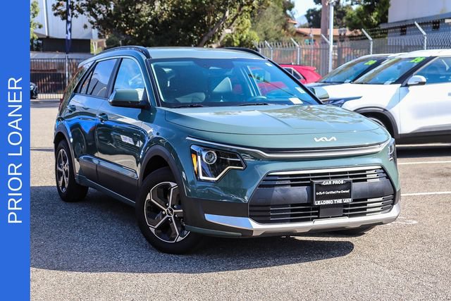 Certified 2025 Kia Niro EX FWD image 1