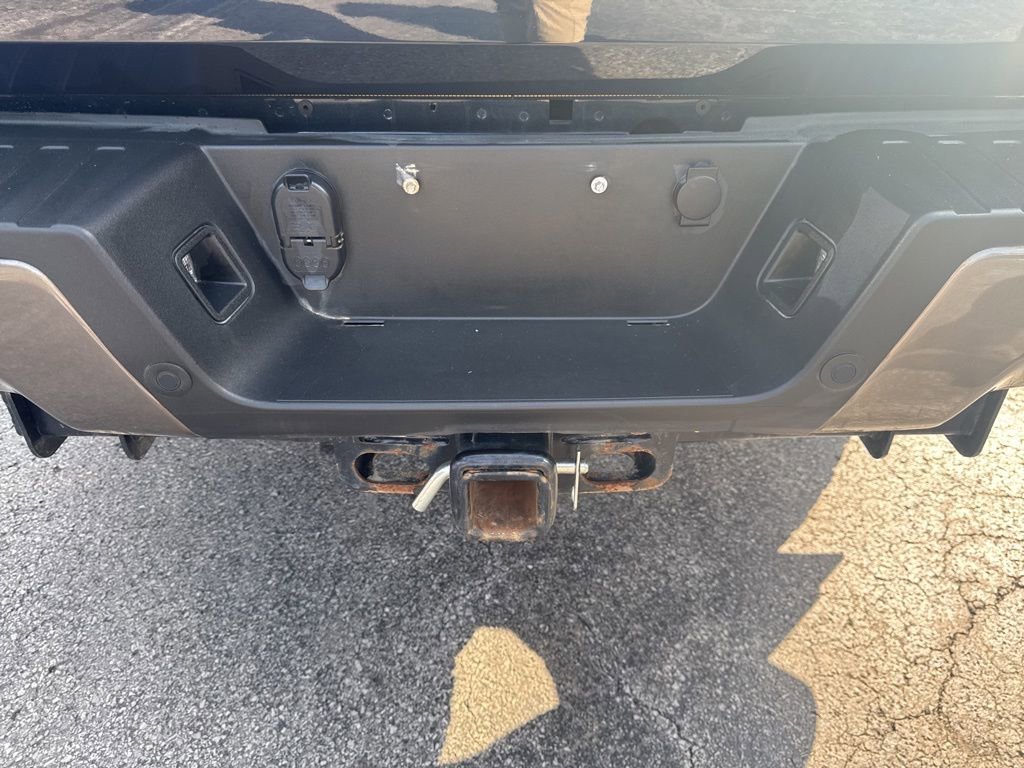 Used 2022 Ford F350 King Ranch w/ King Ranch Ultimate Package AWD/4WD image 54