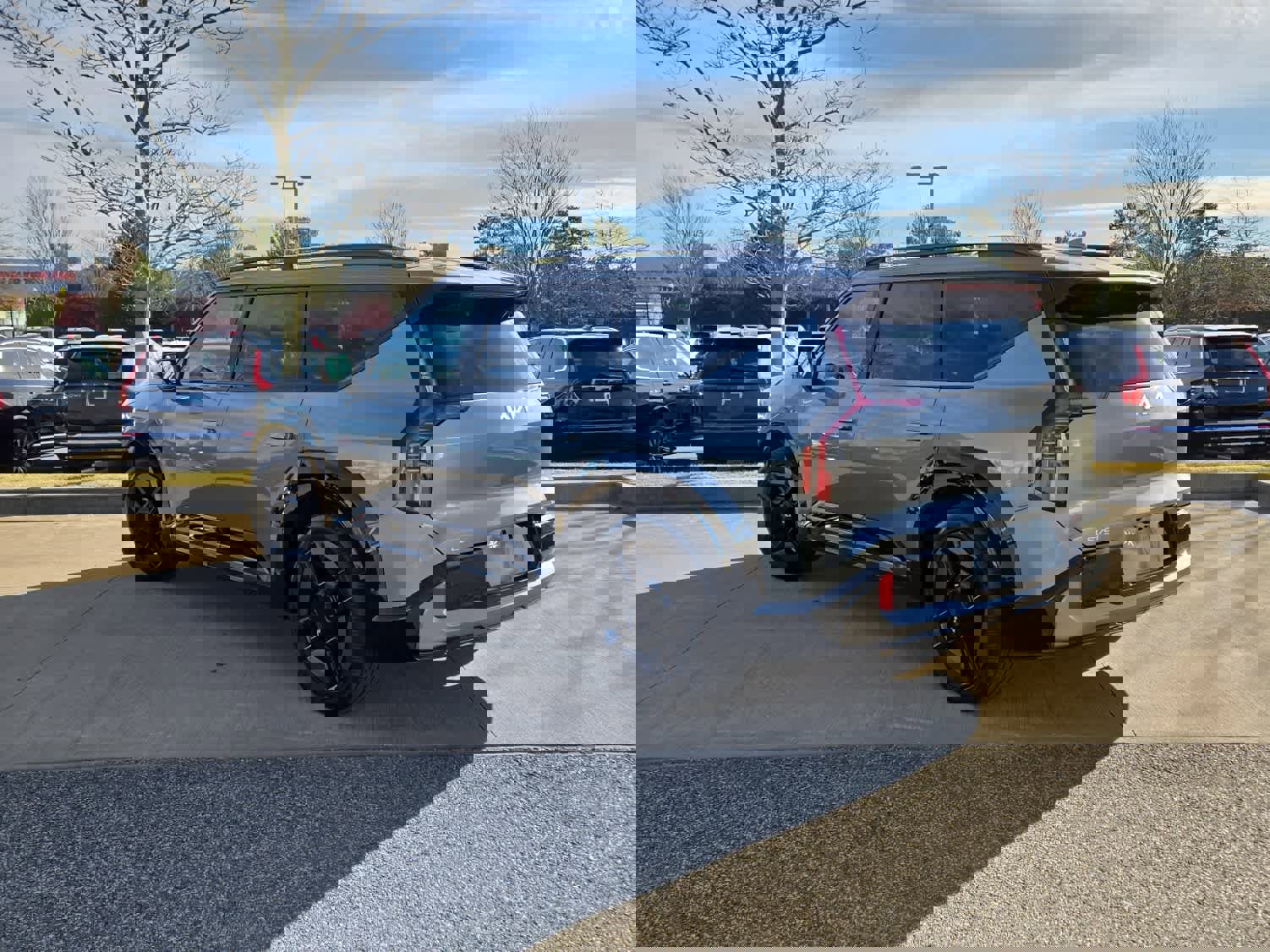 Used 2025 Kia EV9 GT-Line image 3