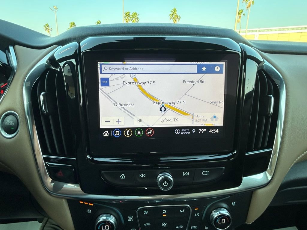 Used 2023 Chevrolet Traverse Premier image 13