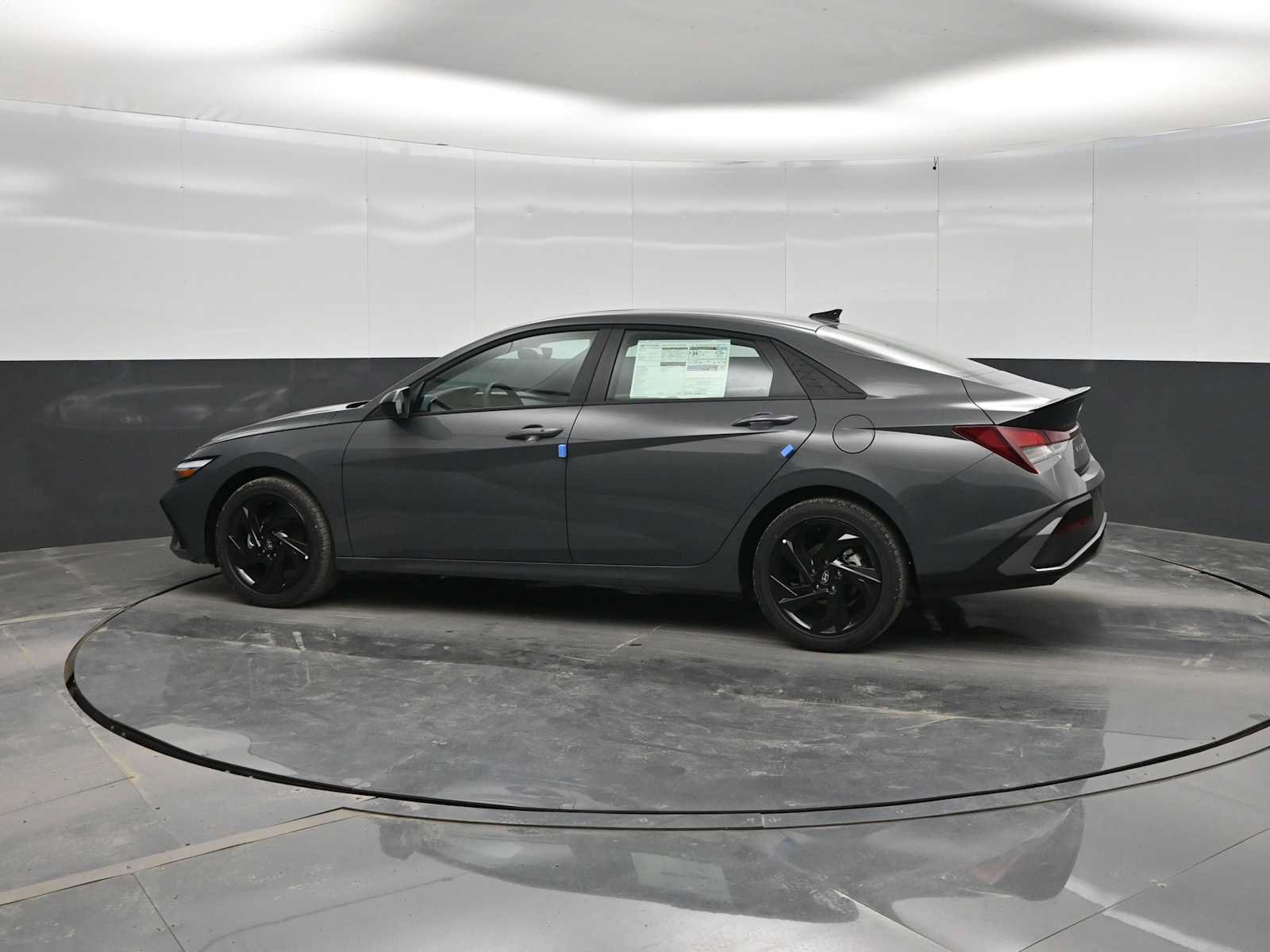 New 2026 Hyundai Elantra SEL Sport FWD image 5