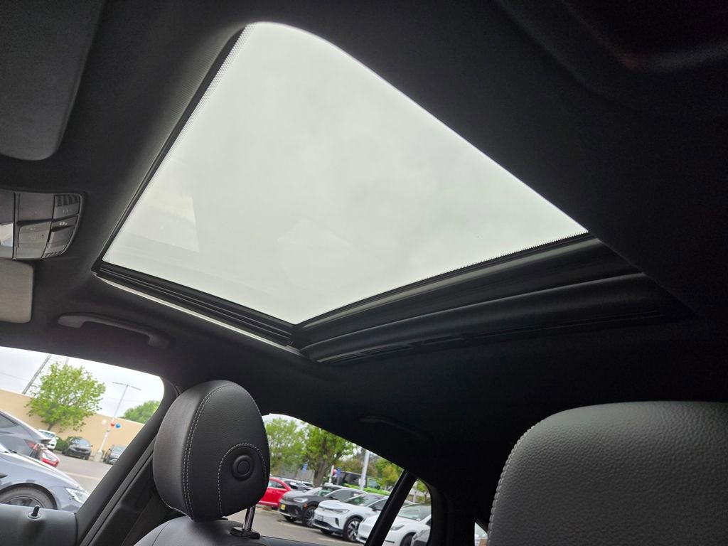 Used 2019 Mercedes-Benz GLC 300 4MATIC Coupe image 20