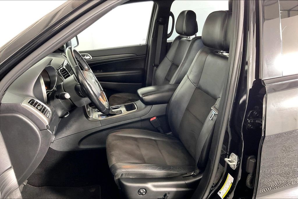 Used 2020 Jeep Grand Cherokee Altitude RWD image 33