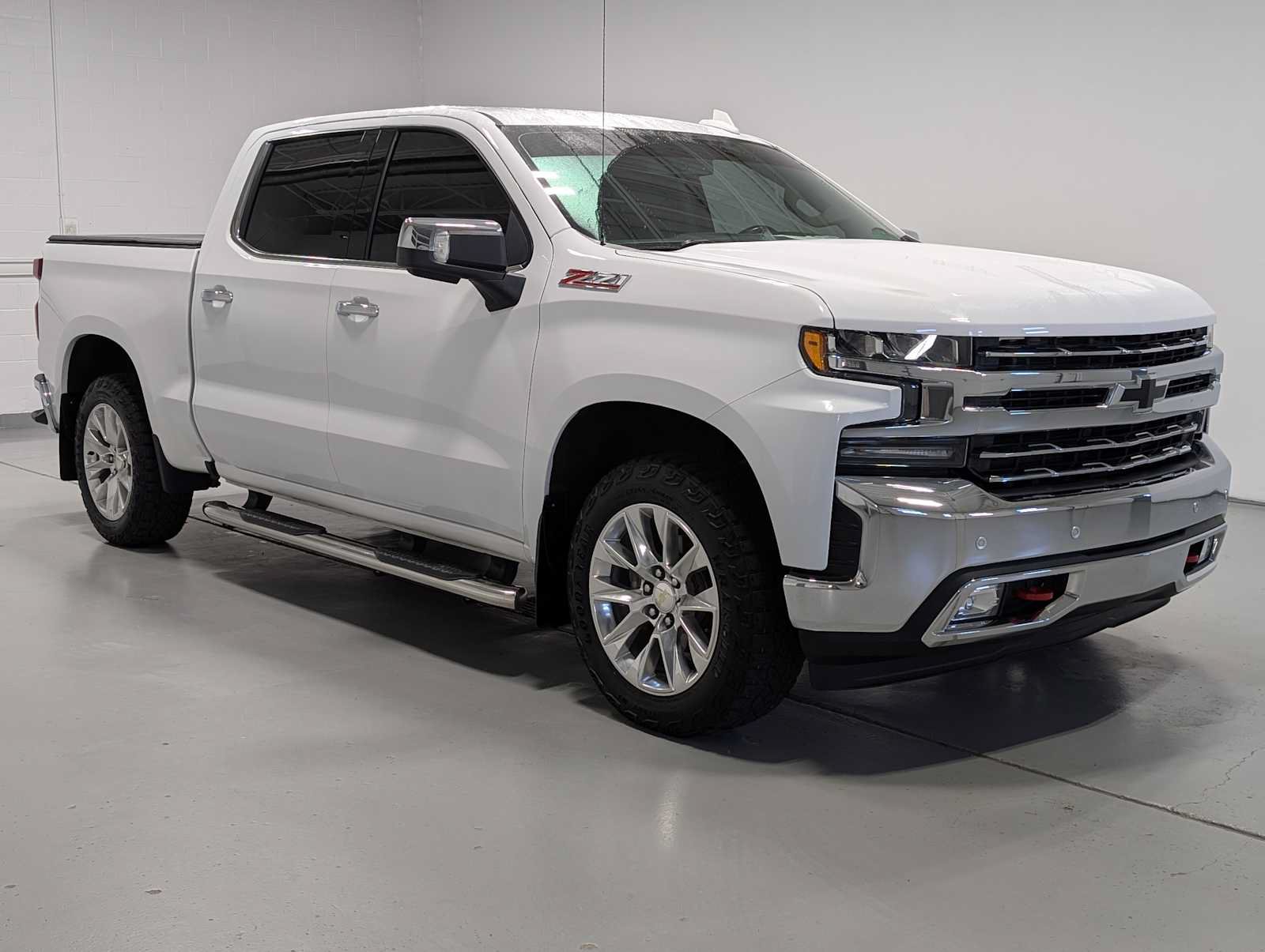 Certified 2021 Chevrolet Silverado 1500 LTZ w/ Z71 Off-Road Package AWD/4WD image 6