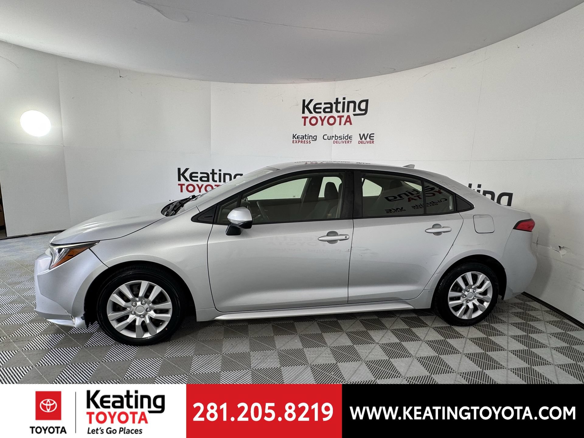 Used 2020 Toyota Corolla LE FWD image 8