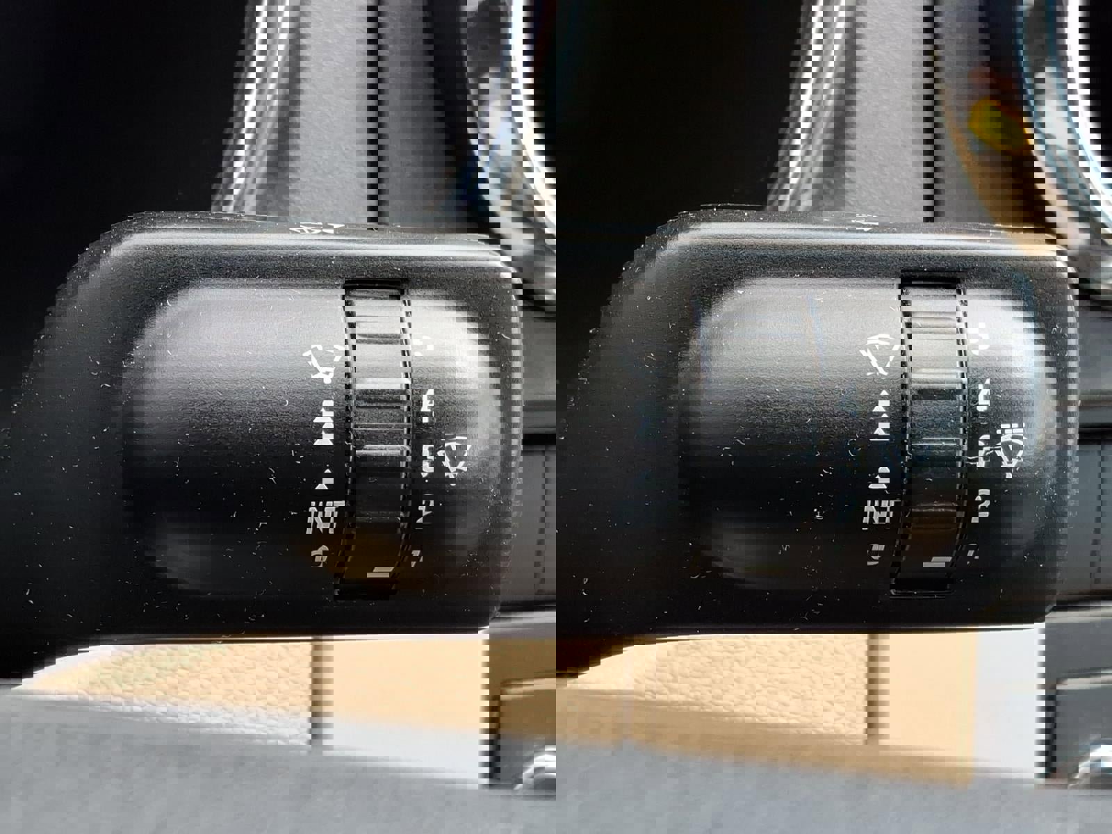 Used 2008 Ford Mustang Deluxe image 22