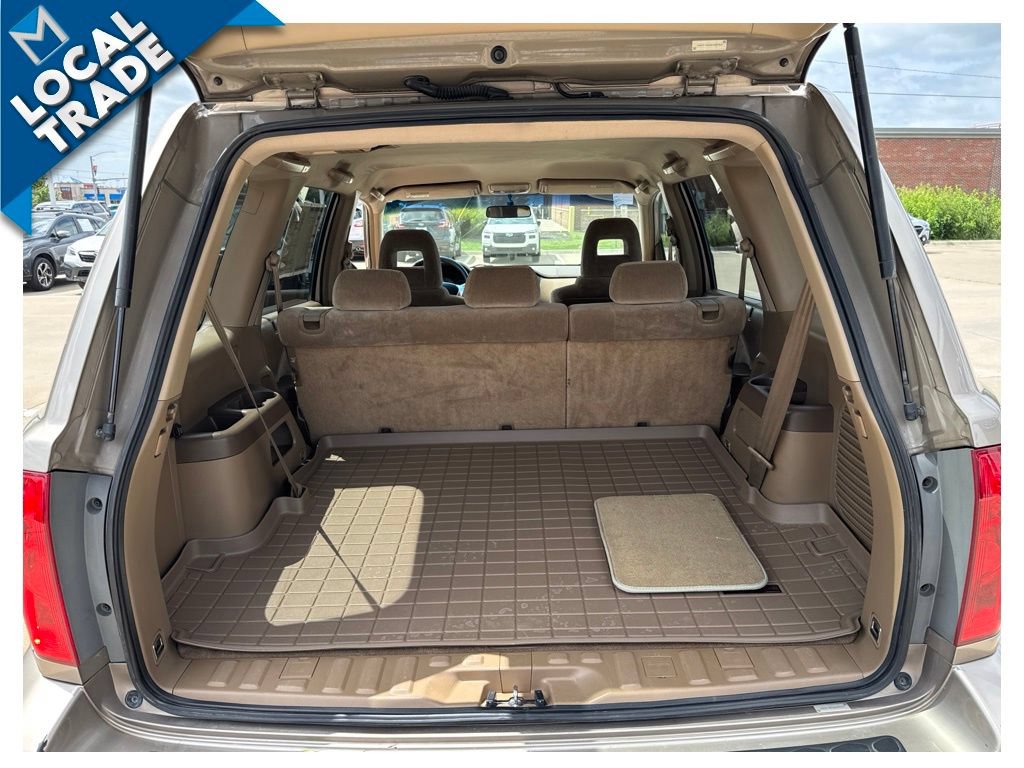 Used 2004 Honda Pilot EX image 25