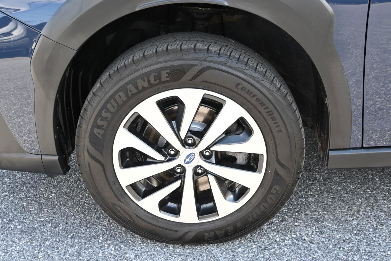 Used 2023 Subaru Outback Premium AWD/4WD image 22