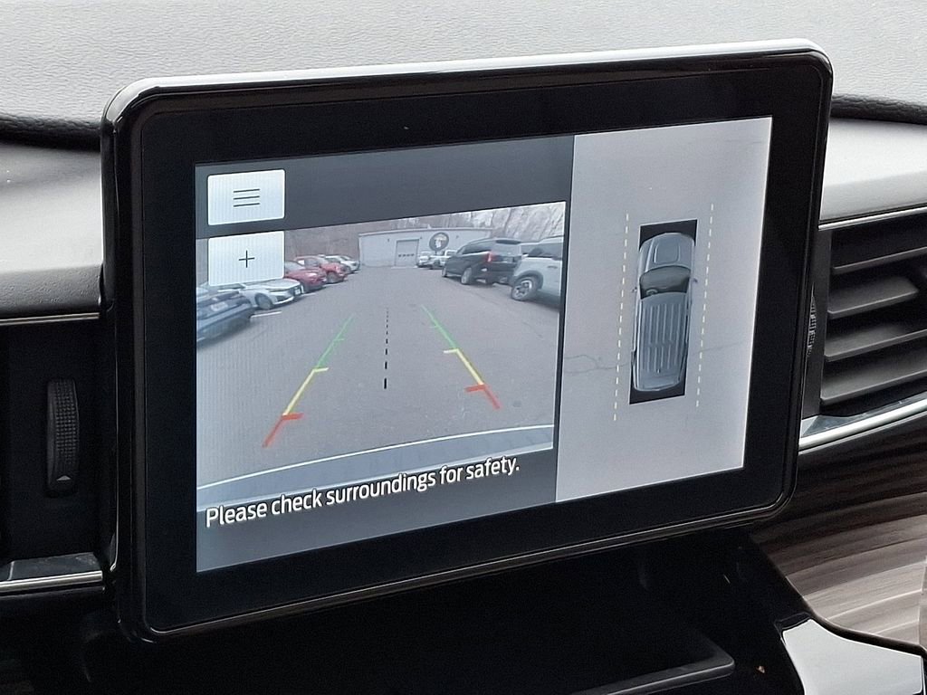 Used 2021 Ford Explorer Limited w/ Equipment Group 301A image 21