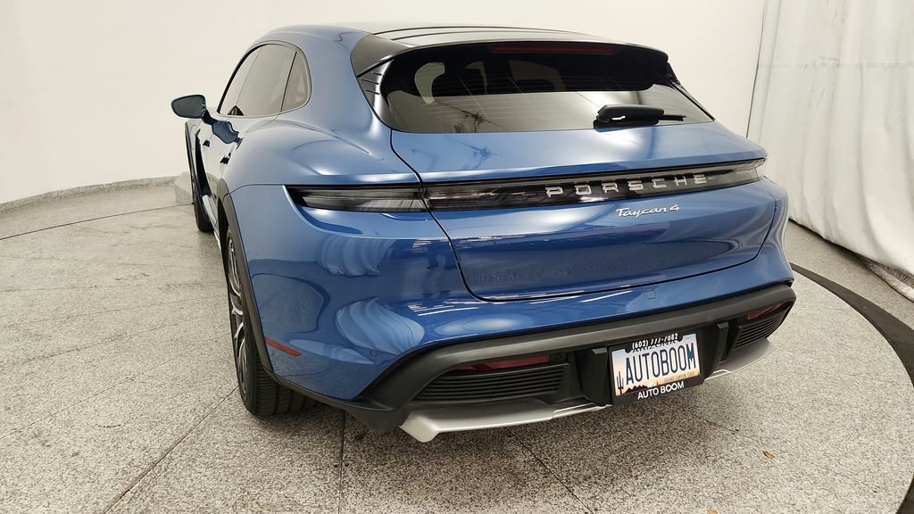 Used 2022 Porsche Taycan 4 Cross Turismo AWD/4WD image 20