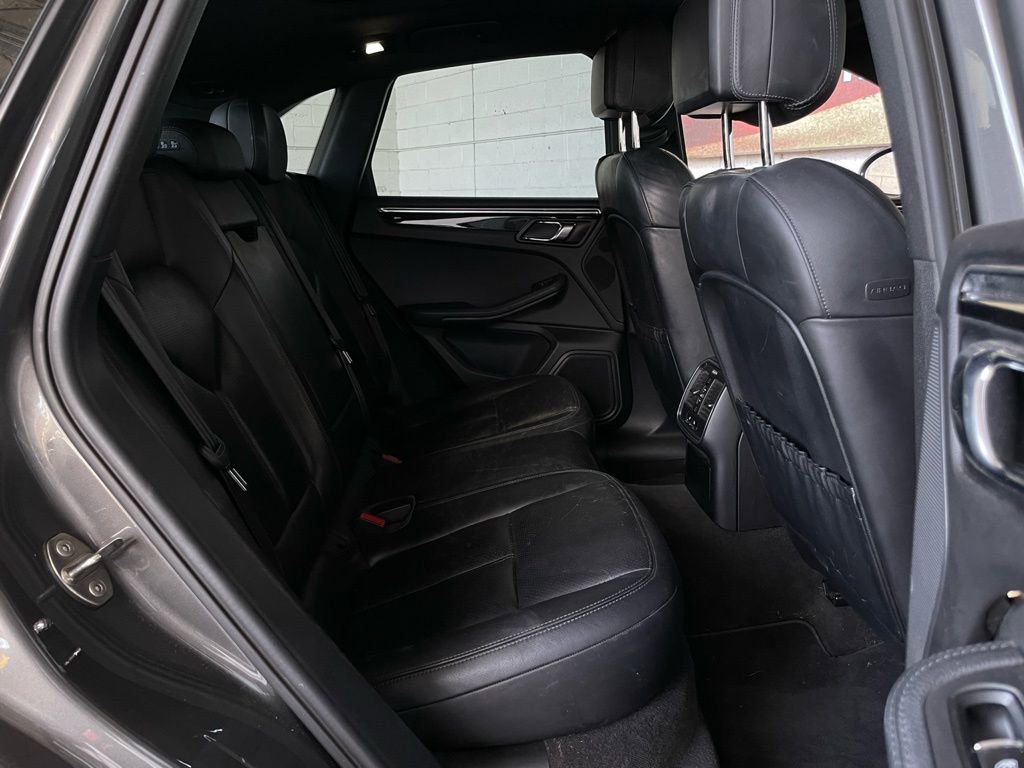 Used 2015 Porsche Macan S w/ Premium Package Plus AWD/4WD image 15