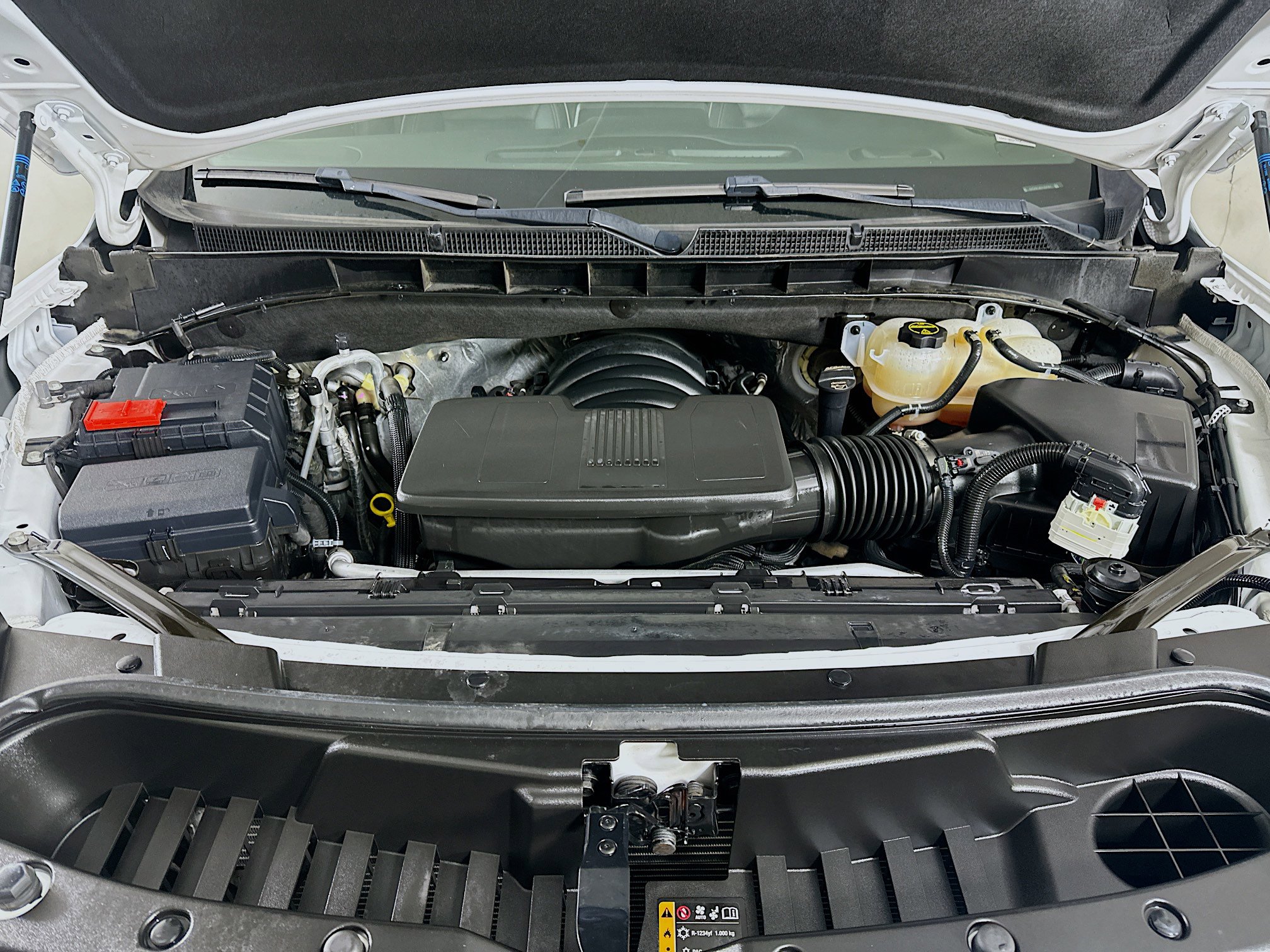 Used 2024 GMC Yukon SLT image 35