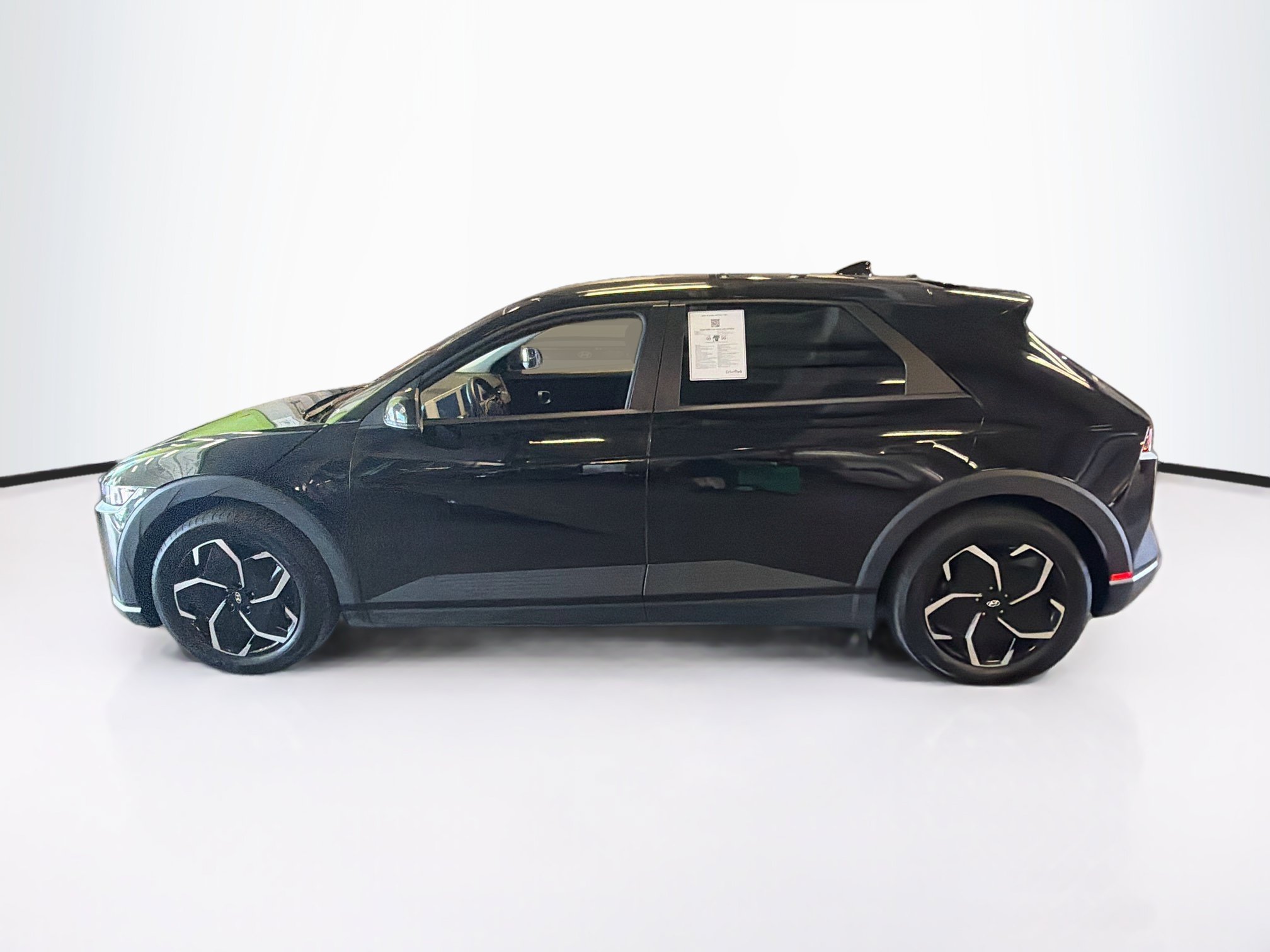 Used 2024 Hyundai Ioniq 5 SEL AWD/4WD image 4