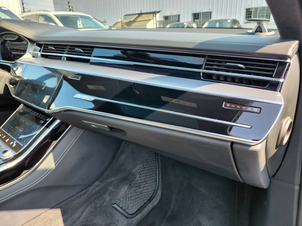 Certified 2023 Audi S8 AWD/4WD image 14