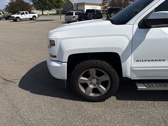Used 2017 Chevrolet Silverado 1500 LT w/ All Star Edition AWD/4WD image 47