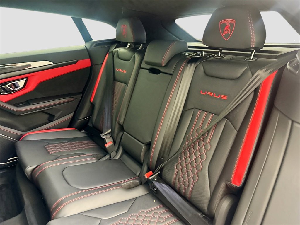 Used 2024 Lamborghini Urus S image 26
