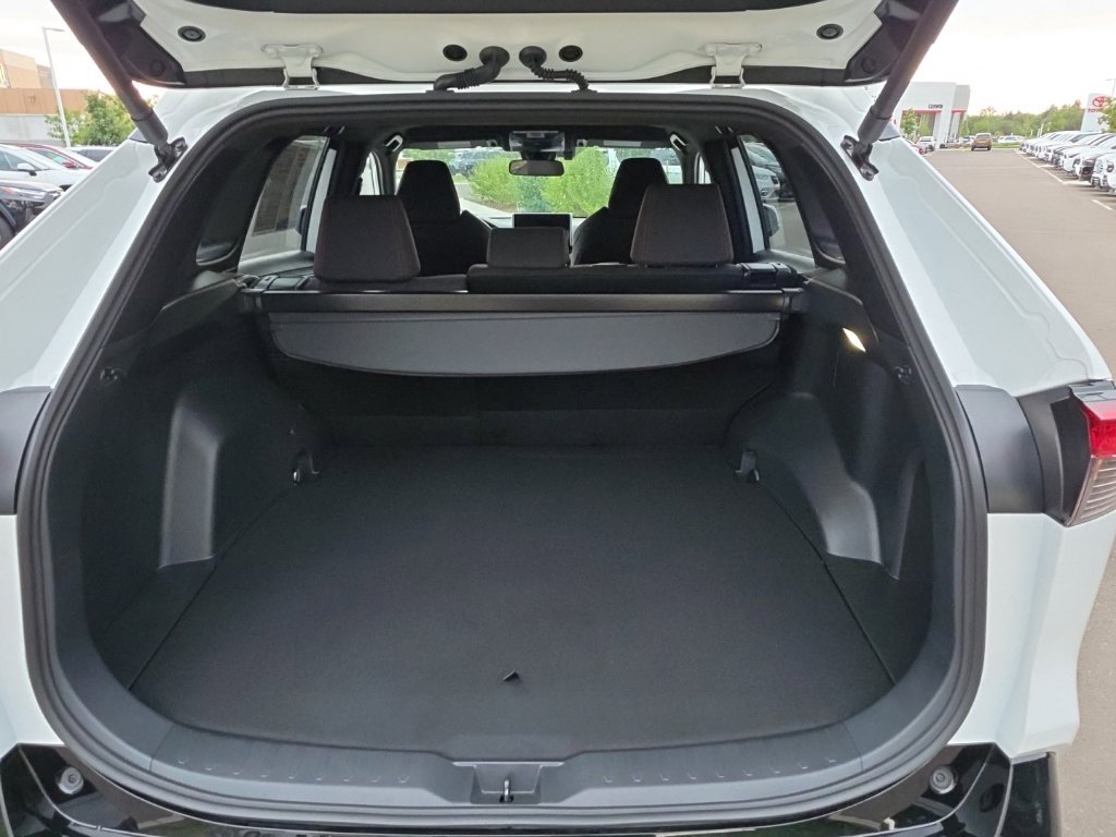 Used 2025 Toyota RAV4 SE AWD/4WD image 19