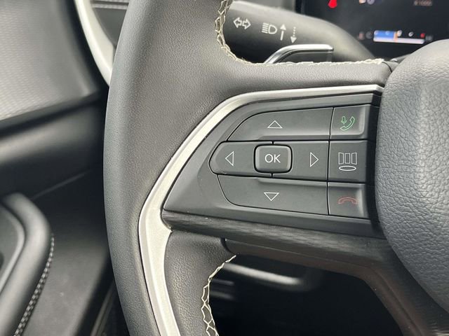 Used 2024 Jeep Grand Cherokee Laredo X AWD/4WD image 27