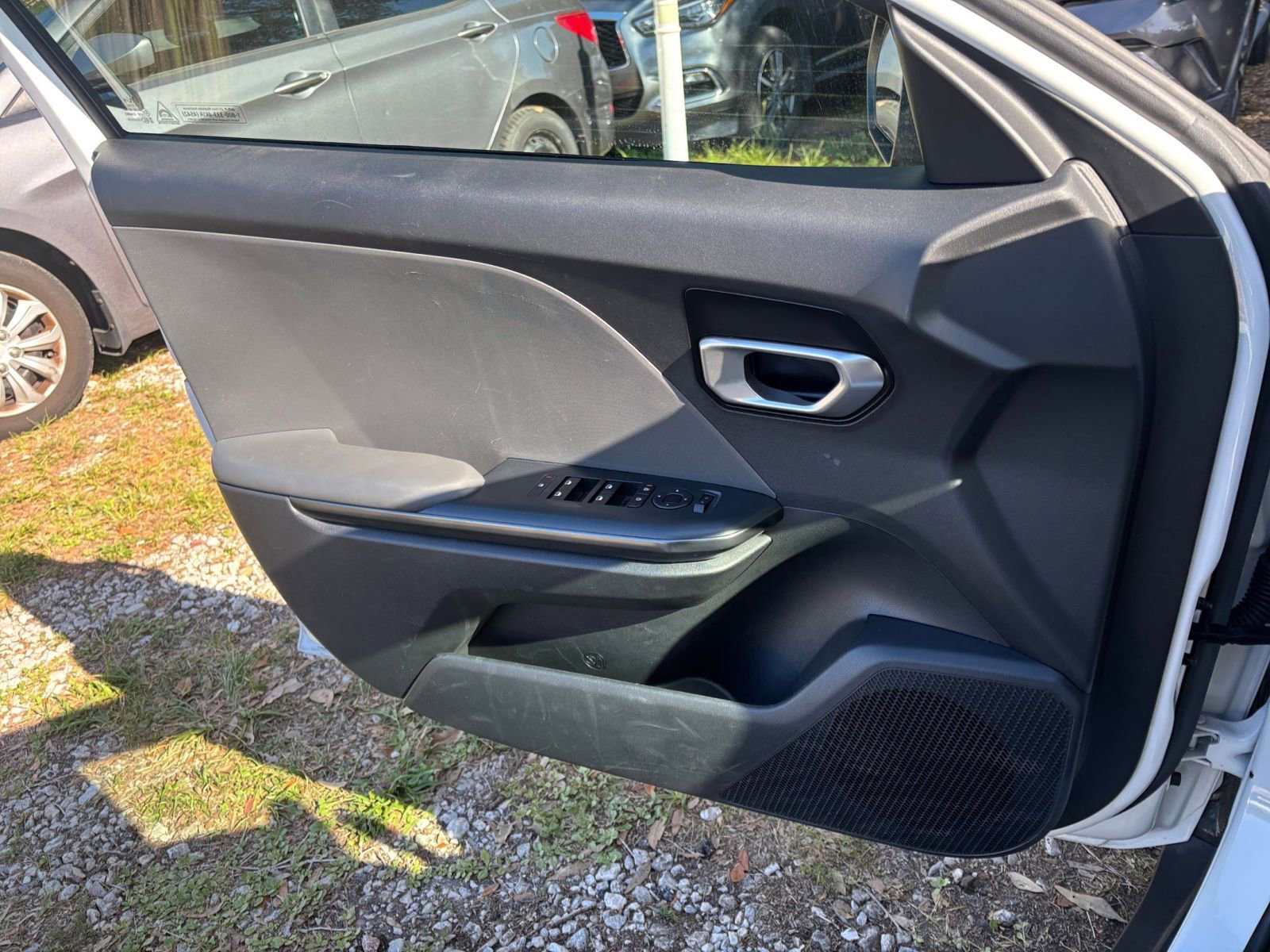 Used 2025 Kia K4 FWD image 18