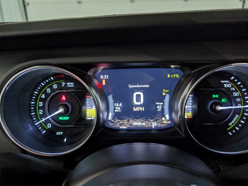 Used 2023 Jeep Wrangler Unlimited Sahara w/ Cold Weather Group AWD/4WD image 14