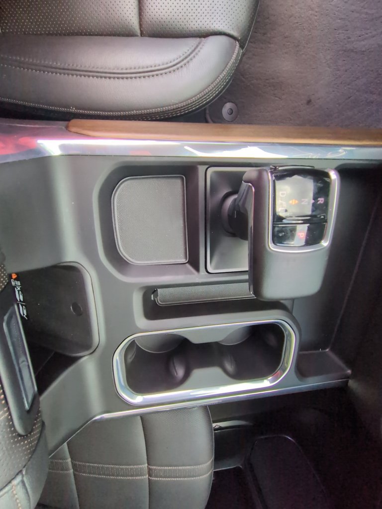 Used 2024 Chevrolet Silverado 1500 High Country w/ Technology Package AWD/4WD image 20