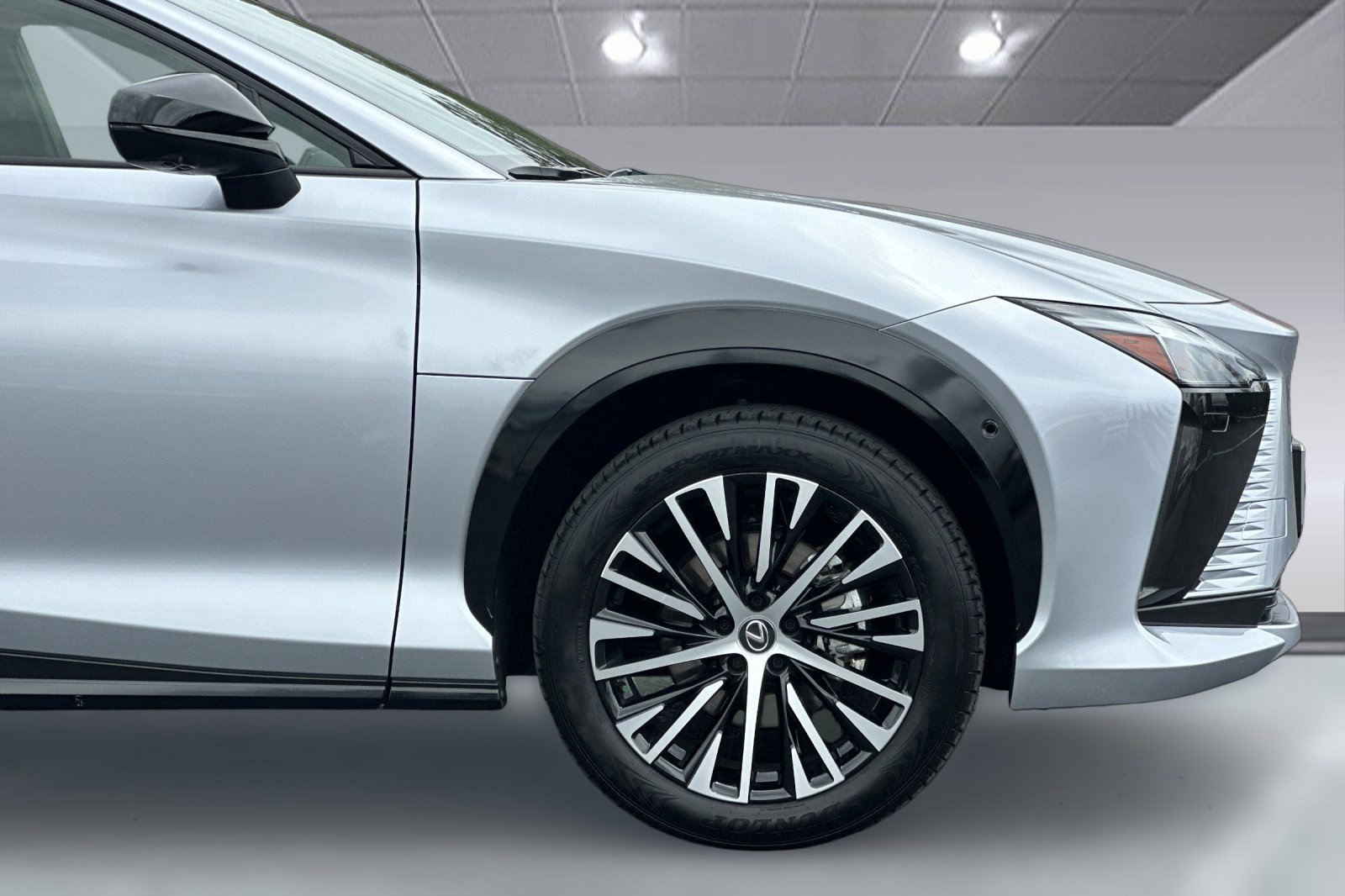 Used 2023 Lexus RZ 450e Premium w/ Technology Package AWD/4WD image 35
