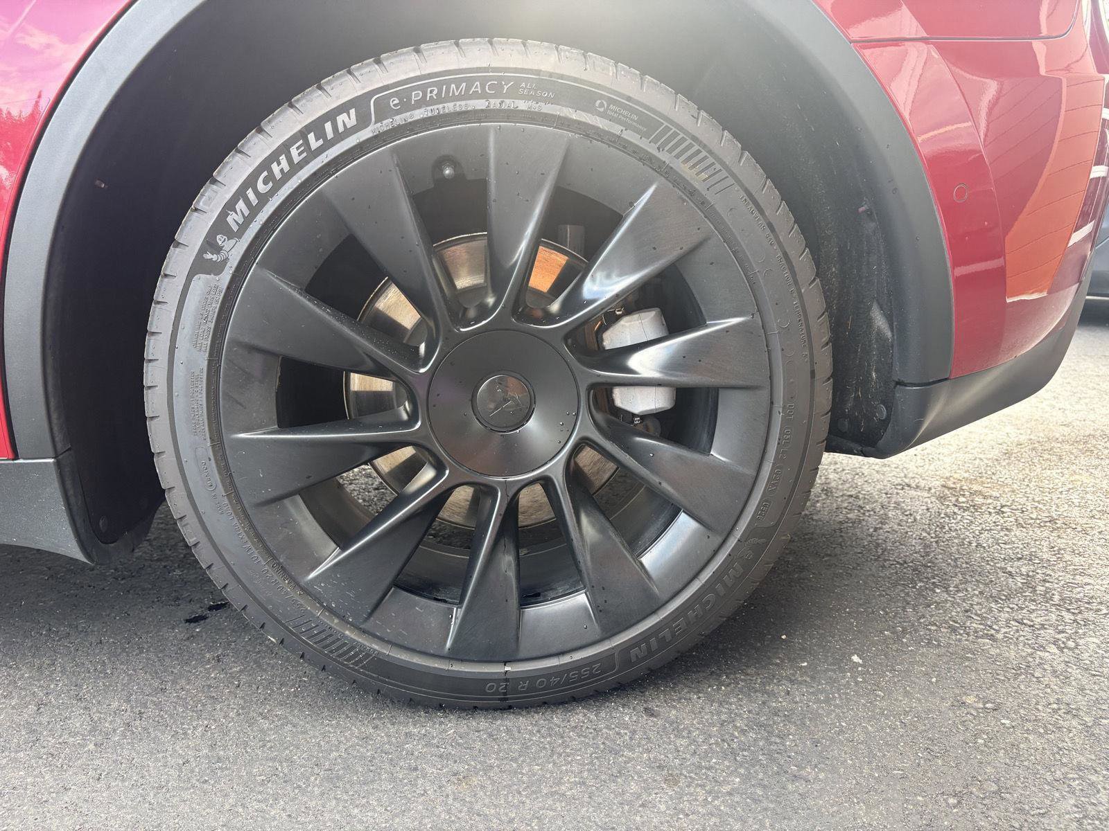 Used 2022 Tesla Model Y Long Range AWD/4WD image 27