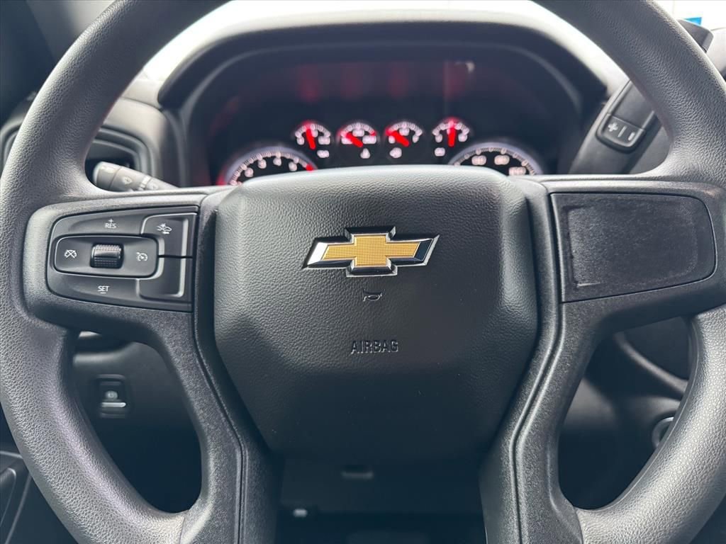 Used 2025 Chevrolet Silverado 1500 Custom AWD/4WD image 18