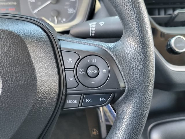 Used 2023 Toyota Corolla LE FWD image 8