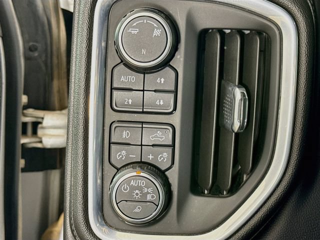 Used 2019 Chevrolet Silverado 1500 LT Trail Boss AWD/4WD image 11