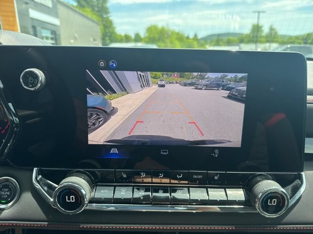 Used 2025 Chevrolet Colorado Z71 AWD/4WD image 20