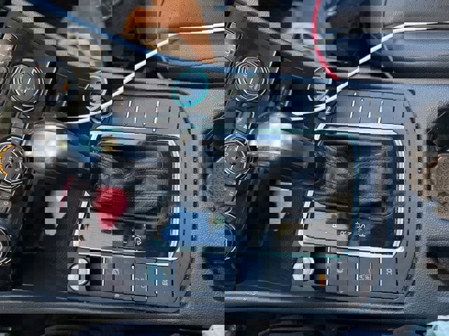 Used 2020 Volkswagen Jetta SE w/ SE Cold Weather Package image 23