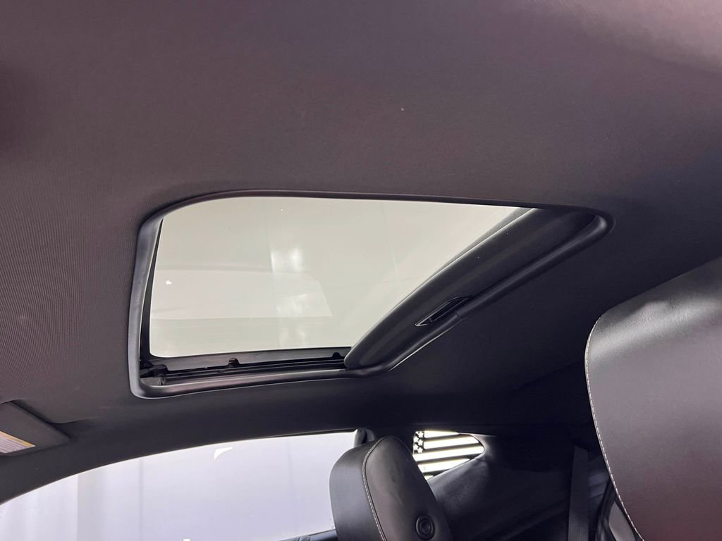 Used 2018 Chevrolet Camaro SS w/ Redline Edition RWD image 13