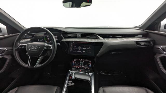 Used 2023 Audi e-tron Premium image 24