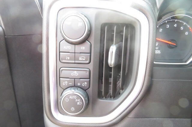 Used 2019 Chevrolet Silverado 1500 LT w/ All-Star Edition image 18