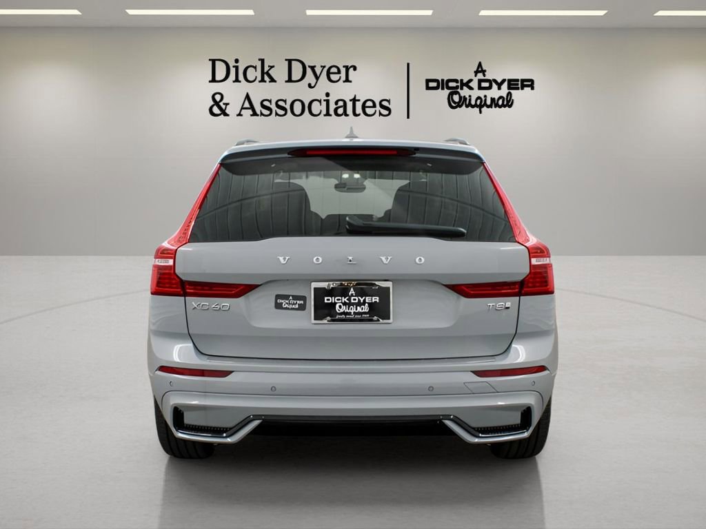 New 2025 Volvo XC60 T8 Ultra w/ Protection Package Premier image 4