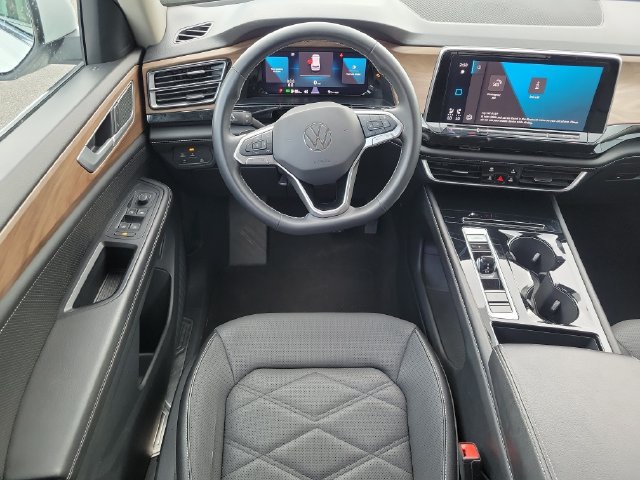 Used 2024 Volkswagen Atlas SE AWD/4WD image 27