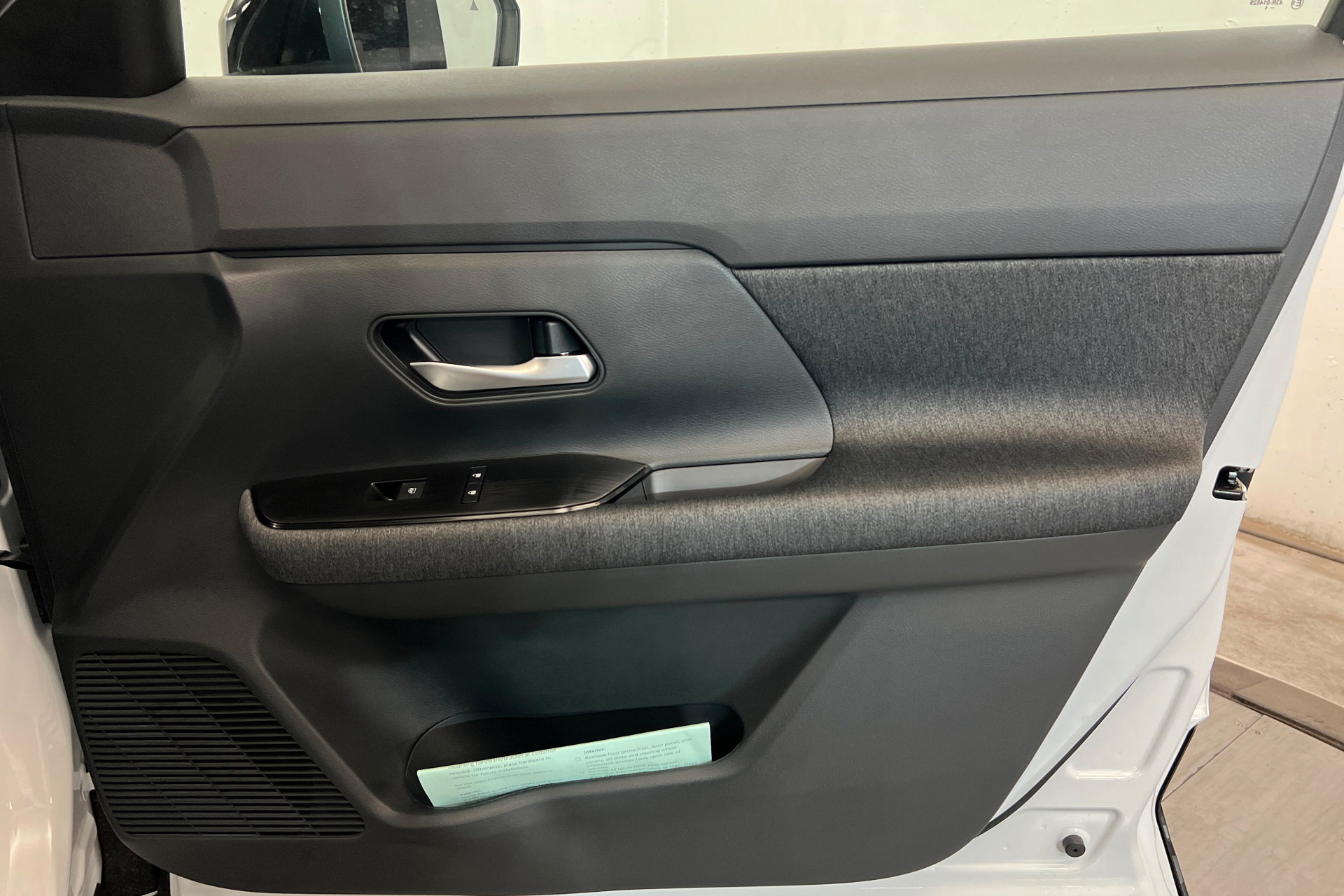 New 2026 Nissan Kicks SV w/ SV Premium Package FWD image 22