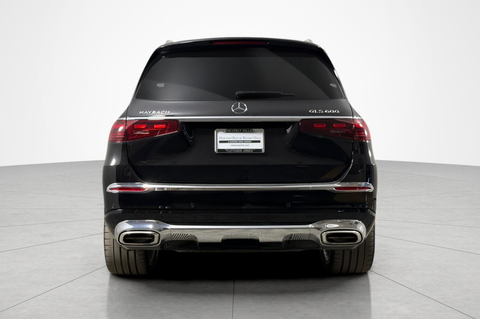 Used 2025 Mercedes-Benz Maybach GLS 600 4MATIC image 4