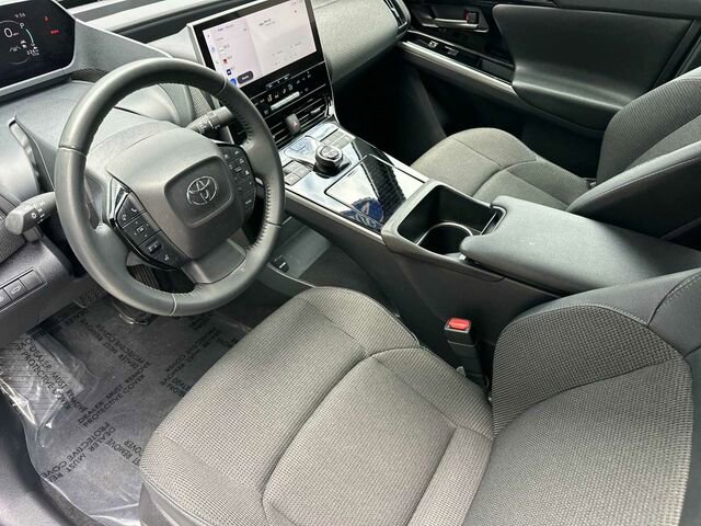 Used 2024 Toyota bZ4X FWD image 10