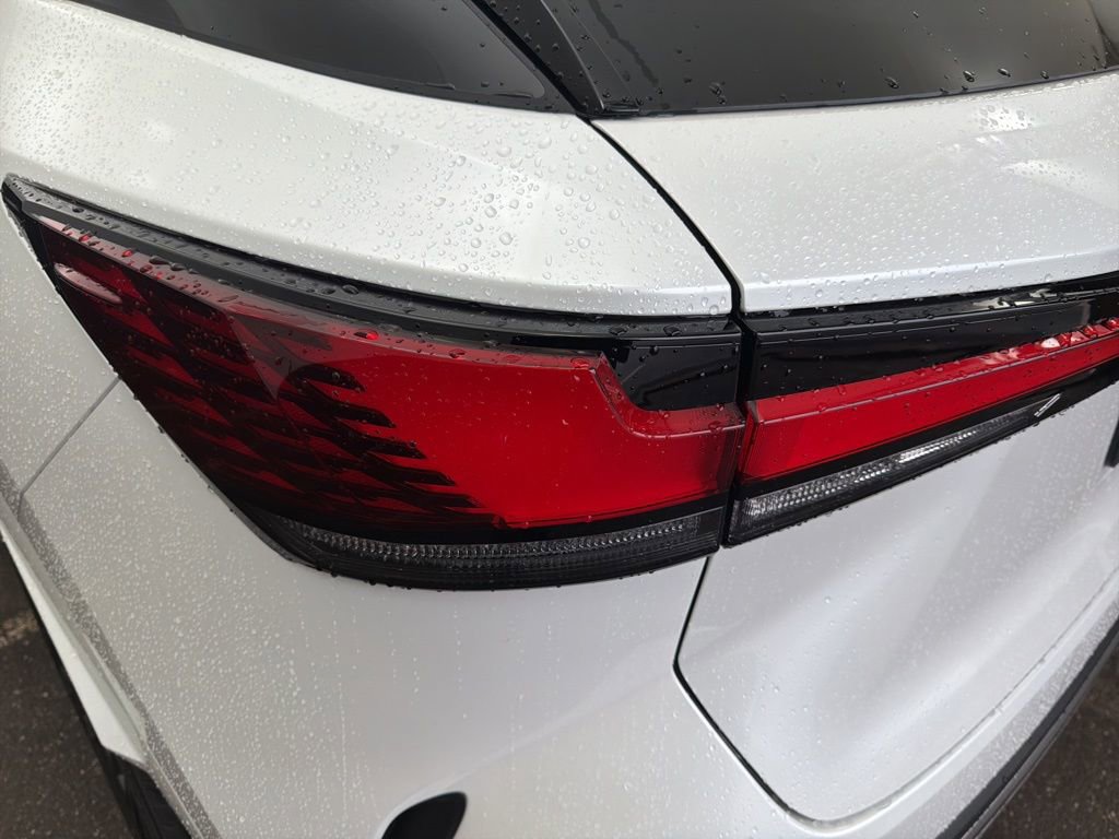 New 2026 Lexus RX 450h AWD image 16