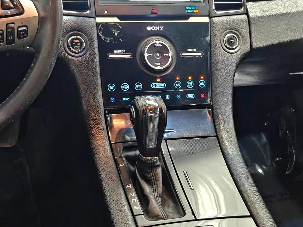 Used 2016 Ford Taurus Limited w/ Equipment Group 301A AWD/4WD image 10