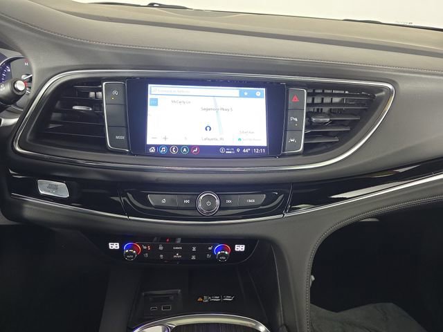 Used 2024 Buick Enclave Avenir w/ Avenir Technology Package image 21