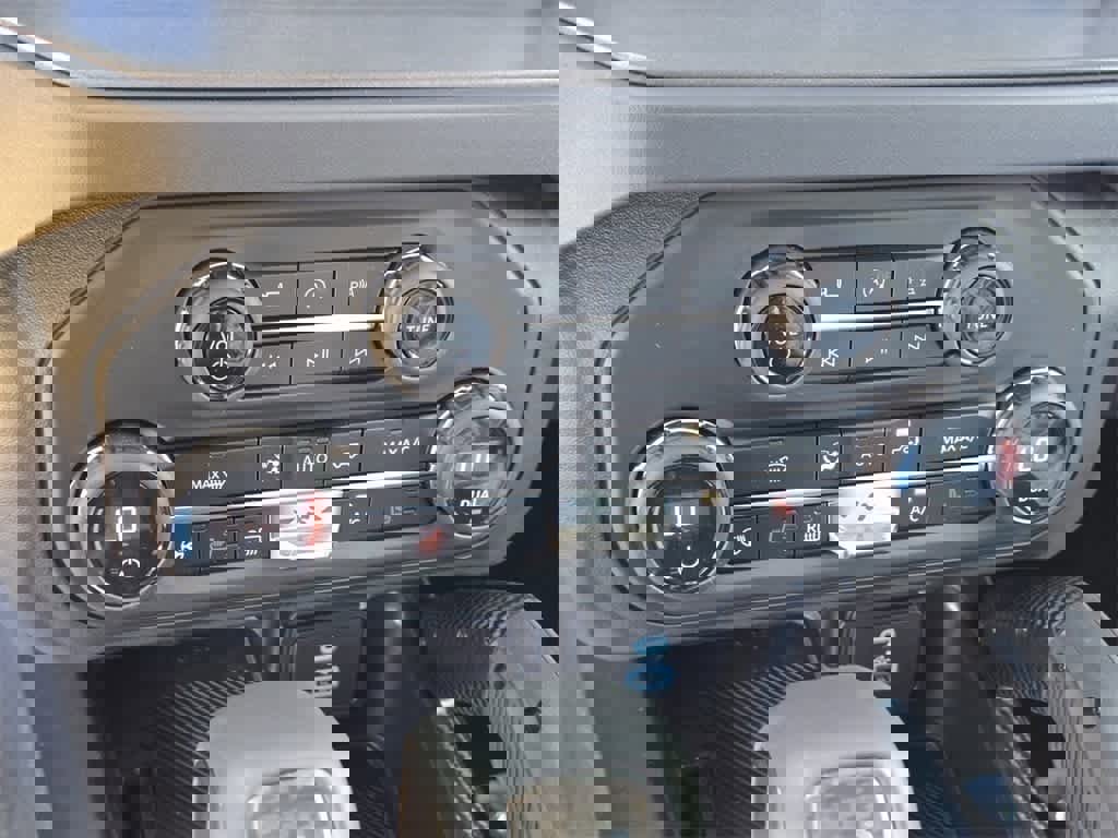 New 2025 Ford Bronco Raptor image 19