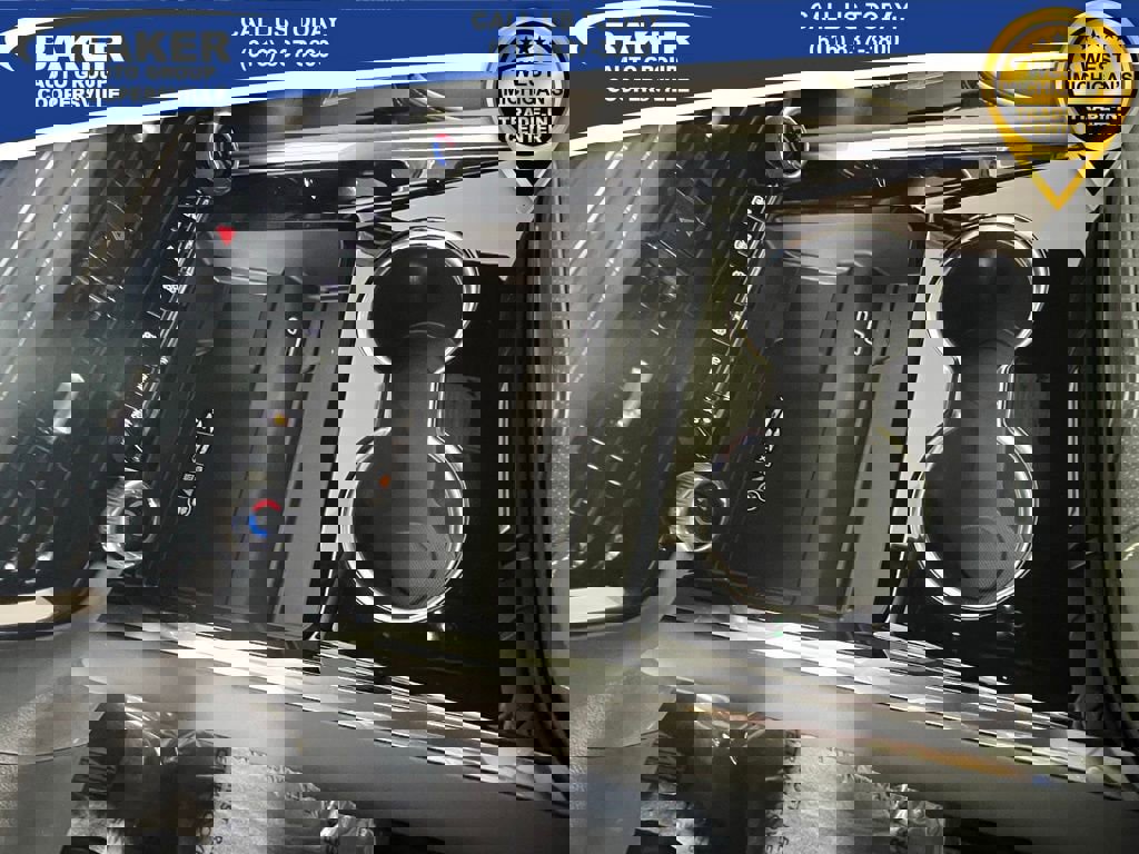 New 2025 Chevrolet Suburban Premier image 30